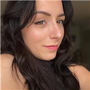 Jeune diplômée d’un Master dans le commerce, je propose des cours de soutien scolaire